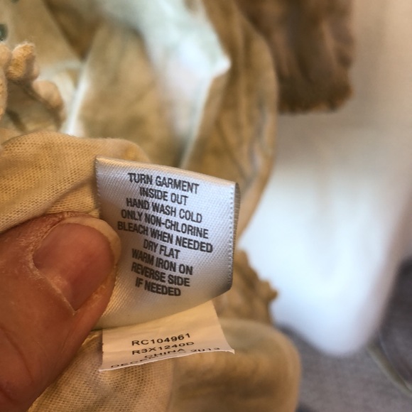 Dress Barn - cute boho style top green and white tie dye, scoop neck with tie - Picture 9 of 9